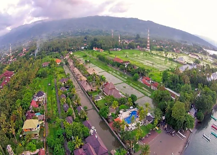Hotel Aneka & Lovina Beach